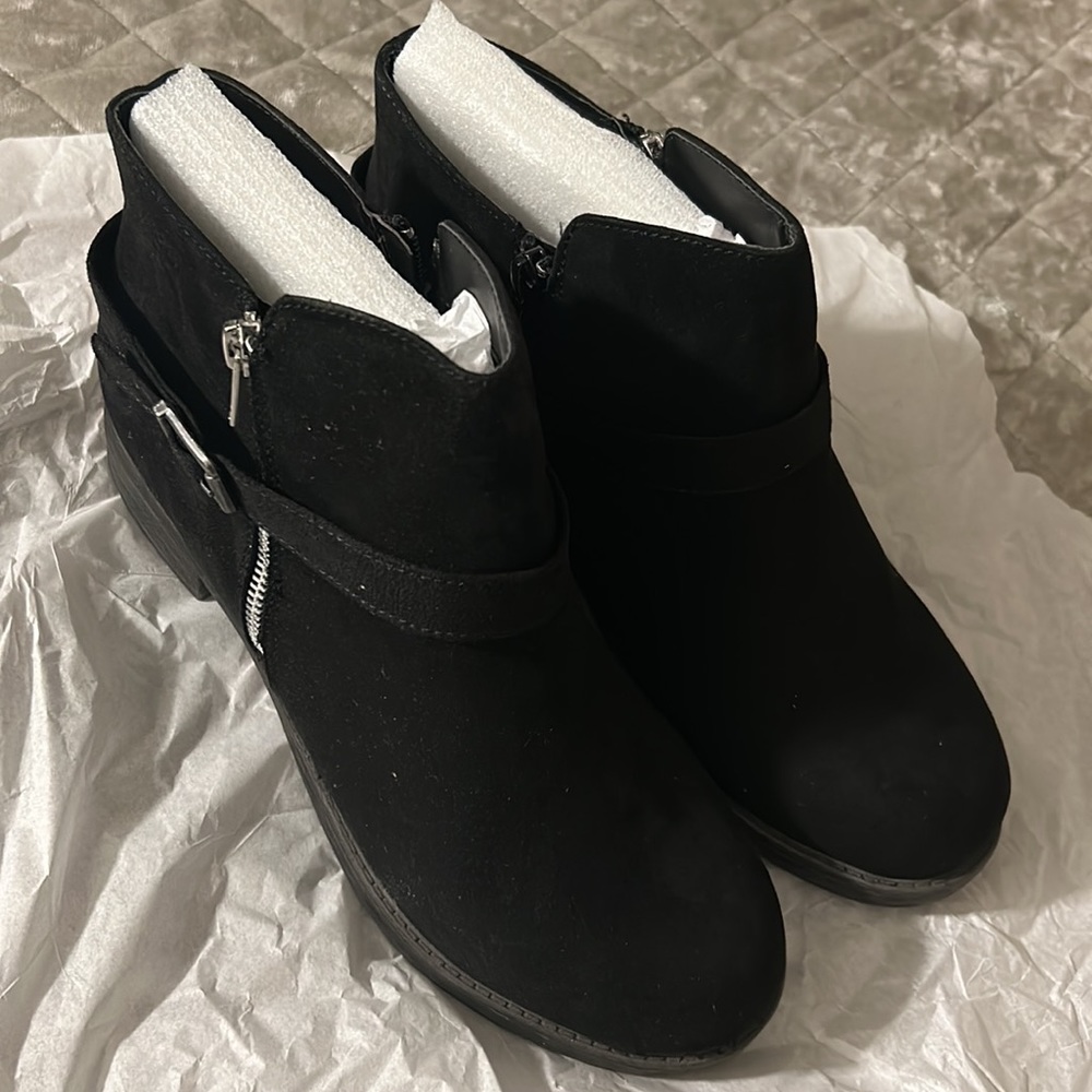 Black boots
